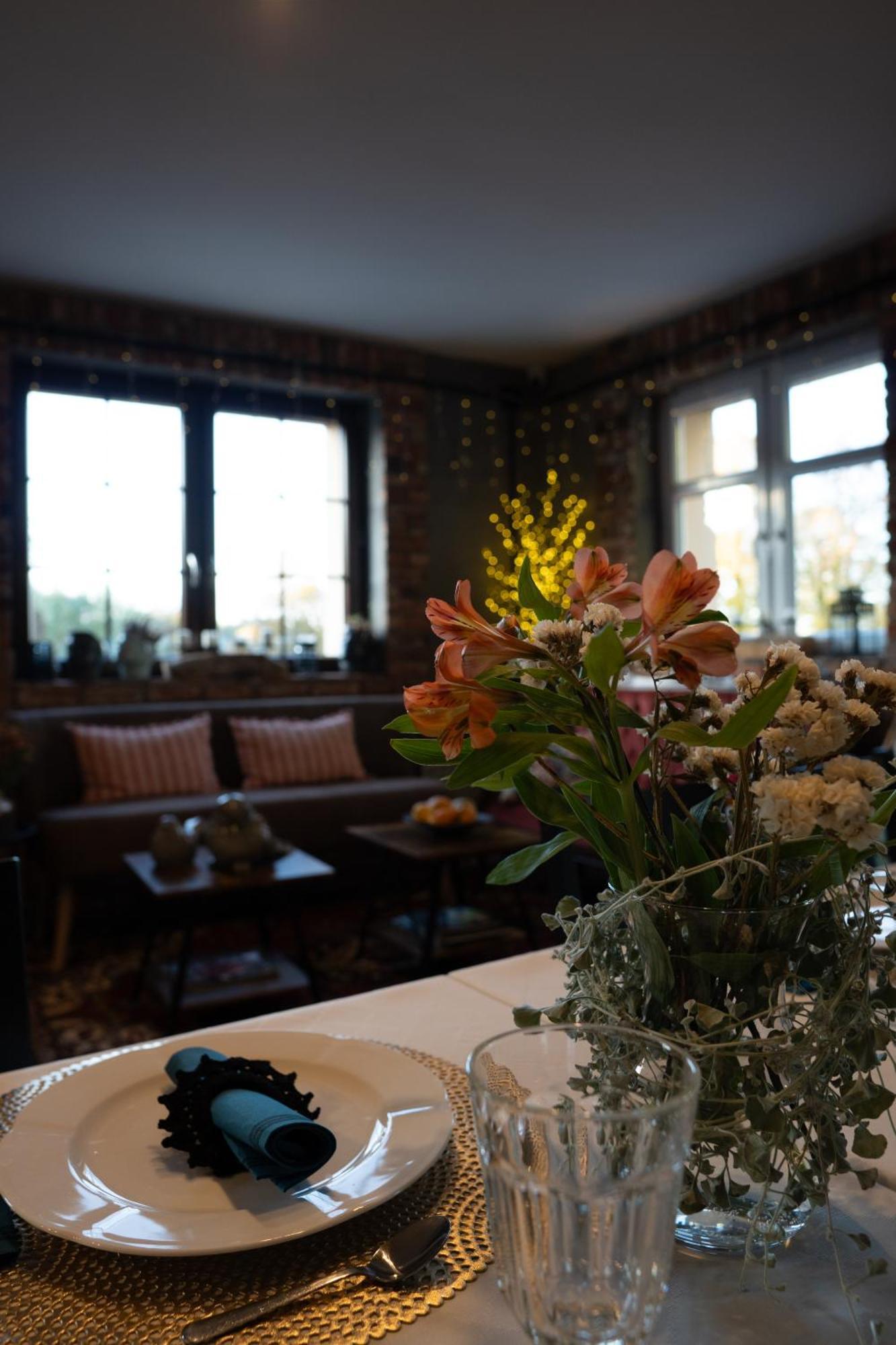 Uroczysko Olesnica Bed and Breakfast Chodzież Eksteriør billede